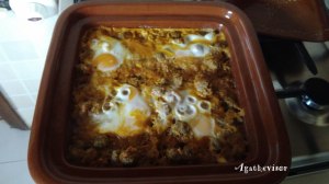 Tajine œuf boulettes de viande